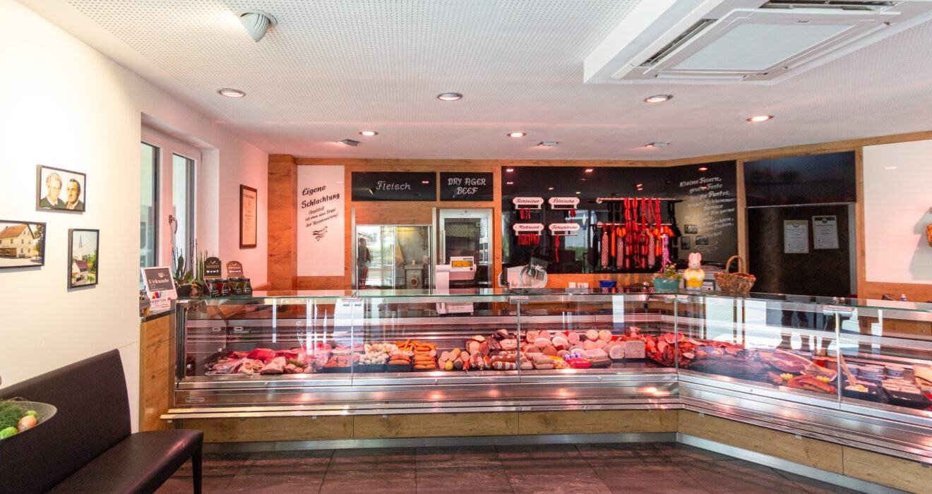 Die Fleisch- und Wursttheke der Metzgerei Gangl